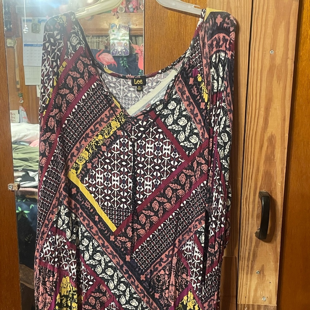 Lee shirt